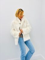 Veste Réversible effet fourrure – modèle par FREDA – Image 13