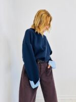 Pull Loose col Rond – Détail manche rayée – Image 4