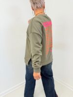 Sweat-shirt col v iconic – Image 6