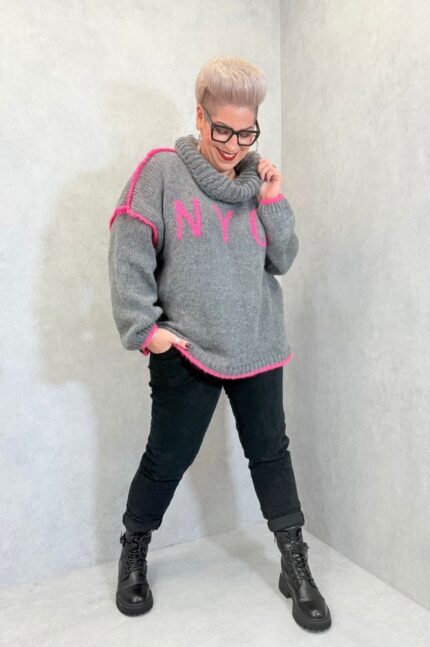 Pull oversize col roulé “NYC” – Esprit citadin et cocooning