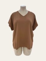 T-shirt col V fluide grande taille – Image 4