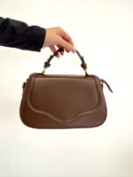 Sac à Main élégant avec anse rigide