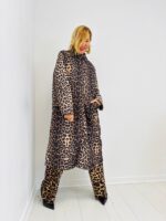 Trench Long Imprimé léopard – Allure féline et audacieuse – Image 4