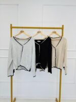 Gilet Bicolore chic & cosy – Détail couture contrasté – Image 2