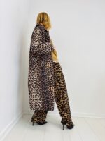 Trench Long Imprimé léopard – Allure féline et audacieuse – Image 3