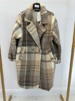 Manteau grande taille à carreaux beige et brun – Chaleur et élégance d’hiver – Image 2