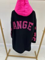 Veste longue grande taille à capuche fuchsia – Esprit urbain et décontracté – Image 6