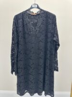 Robe droite en dentelle chocolat – Élégance intemporelle grande taille – Image 3