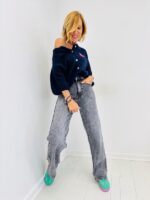 Gilet en Maille douce à message brodé – Image 3