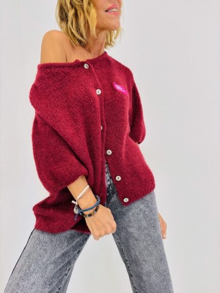 Gilet en Maille douce à message brodé