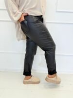 Jean enduit Mom Fit Grande Taille – Image 3
