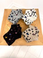 Chaussettes Fantaisie Motif Léopard et Cœurs – Image 2