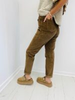 Pantalon Carotte en Velours côtelé