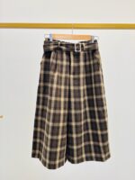 Bermuda à Carreaux avec Ceinture – Élégance rétro et allure moderne – Image 2