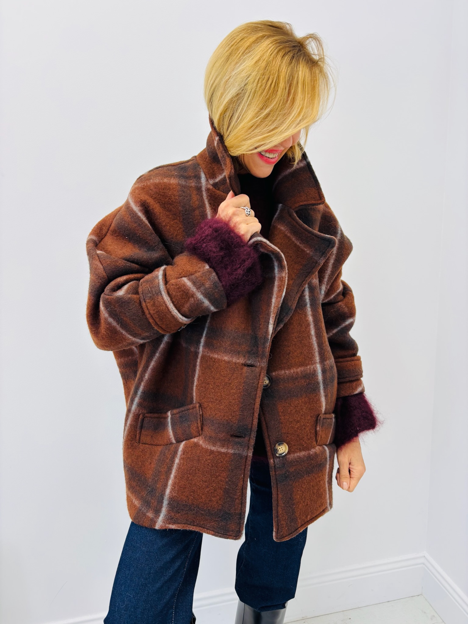 165E7F19-9C8A-4F27-B654-DCA17405E0D3 Manteau Laine mélangée à carreaux – Esprit cocoon chic 🇮🇹 – Image 1