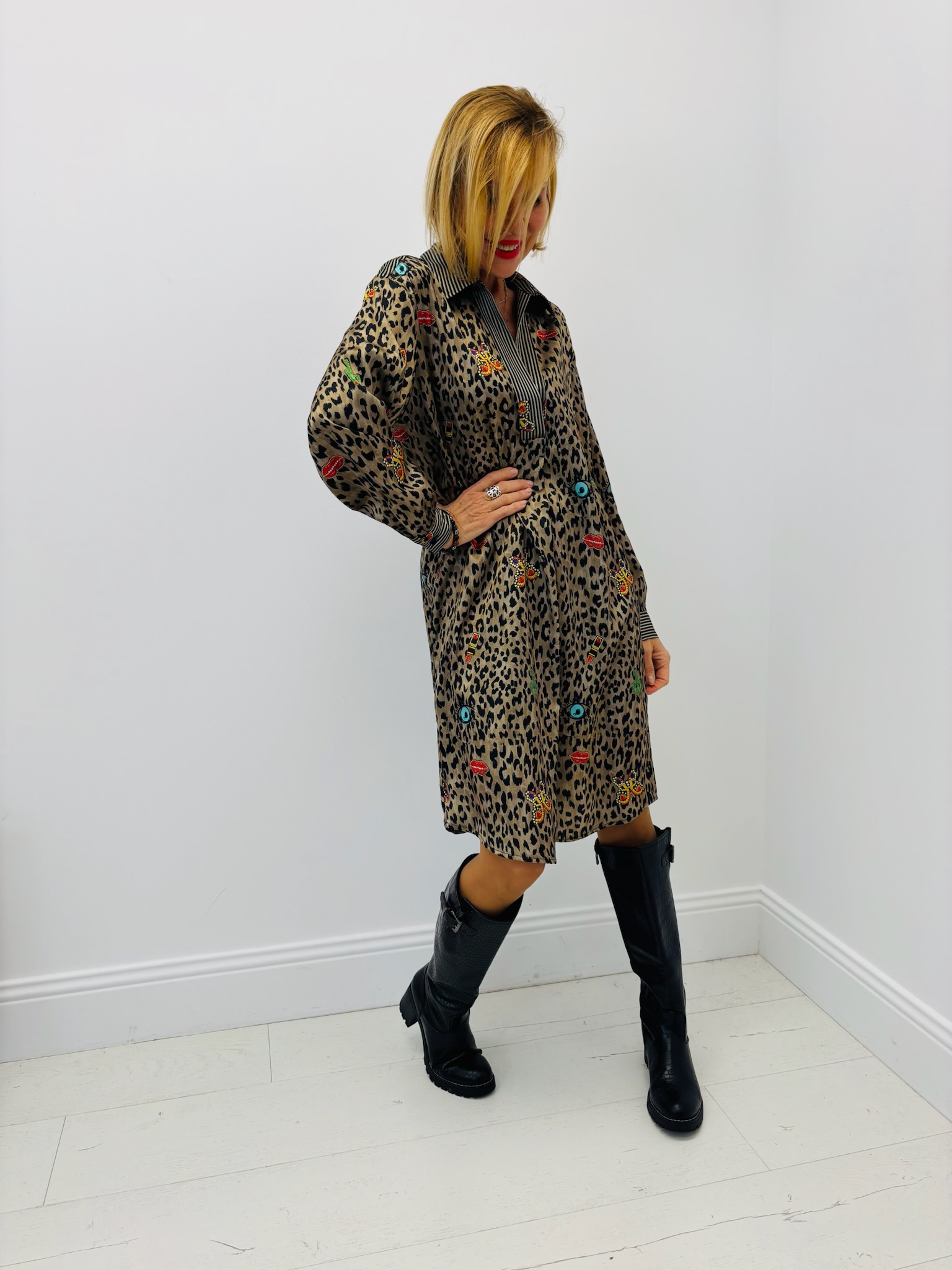 184BDCA1-34A6-4953-831A-84408EC9CE70 Robe EMA BLUE’s – Imprimé Mix & Wild – Image 2
