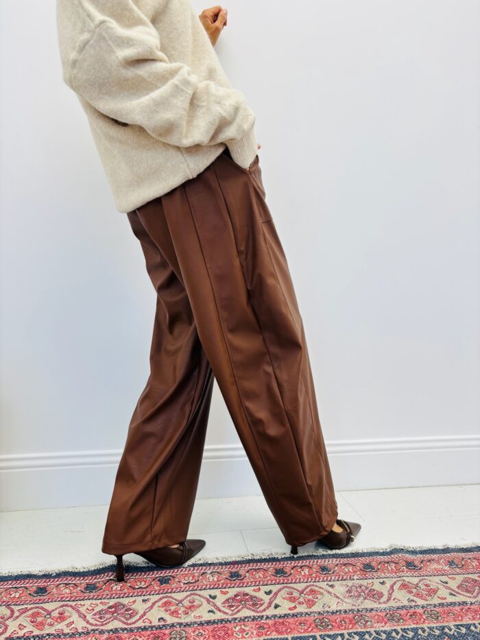 Pantalon en Simili Cuir – Image 4
