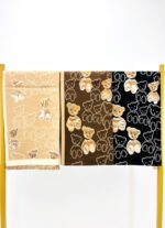 Écharpe Teddy Douce & Ludique – Chaleur Légère & Motifs Oursons
