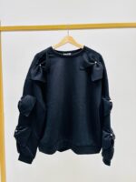 Pull Chic à Nœuds & Perles – Féminité Modernisée – Image 4