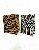 Écharpe Triangle Zébrée Viscose Laine – Style Sauvage & Détail Chaîne Chic – Image 2