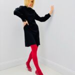 Robe Marque Ange – L’Élégance Moderne avec Détail Découpe