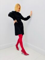 Robe Marque Ange – L’Élégance Moderne avec Détail Découpe