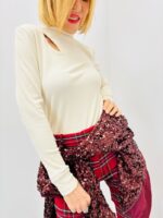 Top Marque Ange – Élégance Moderne & Détail Découpe Signature – Image 4