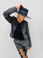 Veste Courte à Sequins & Velours – Éclat Raffiné & Silhouette Chic – Image 2