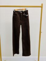 Jean Coupe Flared Chocolat – Silhouette Élancée & Style Chic – Image 3