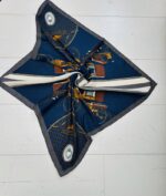 Foulard Élégant – Motifs Uniques & Style Polyvalent – Image 2