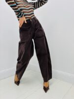 Pantalon Barrel en Velours côtelé – Confort premium & coupe ultra tendance