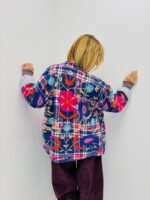 Gilet brodé à carreaux bleu – Élégance bohème en 100% coton – Image 4