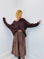 Pull col V Mohair – Douceur luxueuse & volume aérien