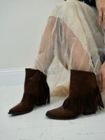 Boots Western Suédées à Franges – Style Bohème & Silhouette Affinée – Image 2