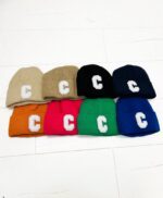 Bonnet Lettre “C” – Sporty Chic & Ultra Tendance