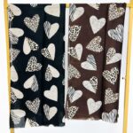 Foulard Imprimé Cœurs – Léopard & Zèbre Mix, Tendance & Ultra Doux