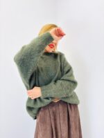 Pull col V Mohair – Douceur luxueuse & volume aérien – Image 6