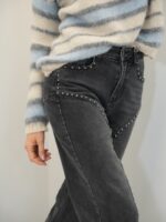 Jean Wide Leg Clouté – Silhouette Élancée & Détails Rock-Chic – Image 4