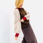 Pull Colorblock Doux – Manches contrastées & détails bordeaux