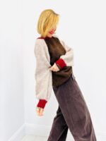 Pull Colorblock Doux – Manches contrastées & détails bordeaux