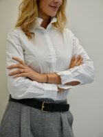 Chemise Blanche Col Volanté Coton – Élégance Moderne & Détail Couture – Image 2