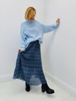 Jupe Longue Plissée à Carreaux – Fluidité & charme italien – Image 3