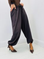 Pantalon Large à Base Nouée – Élégance Décontractée & Style Moderne