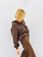 Pull à Capuche Lacé – Maille Douce Alpaga & Style Cozy Chic – Image 3