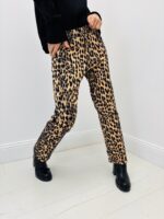 Jean Baggy Imprimé Léopard – Tendance Audacieuse & Allure Fashion