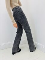 Jean Wide Leg Effet Strass – Coupe Moderne & Brillance Subtile – Image 4