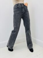 Jean Wide Leg Effet Strass – Coupe Moderne & Brillance Subtile