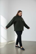 Veste polaire zippée + Pantalon jogging kaki – Confort premium & style urbain grande taille – Image 8