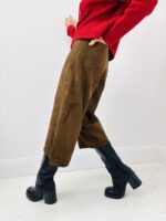 Bermuda Large en Suédine – Coupe Moderne & Toucher Velours – Image 4