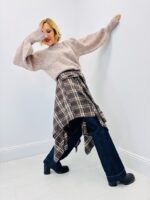 Jupe Chemise à Carreaux – Coupe Asymétrique Originale – Image 3